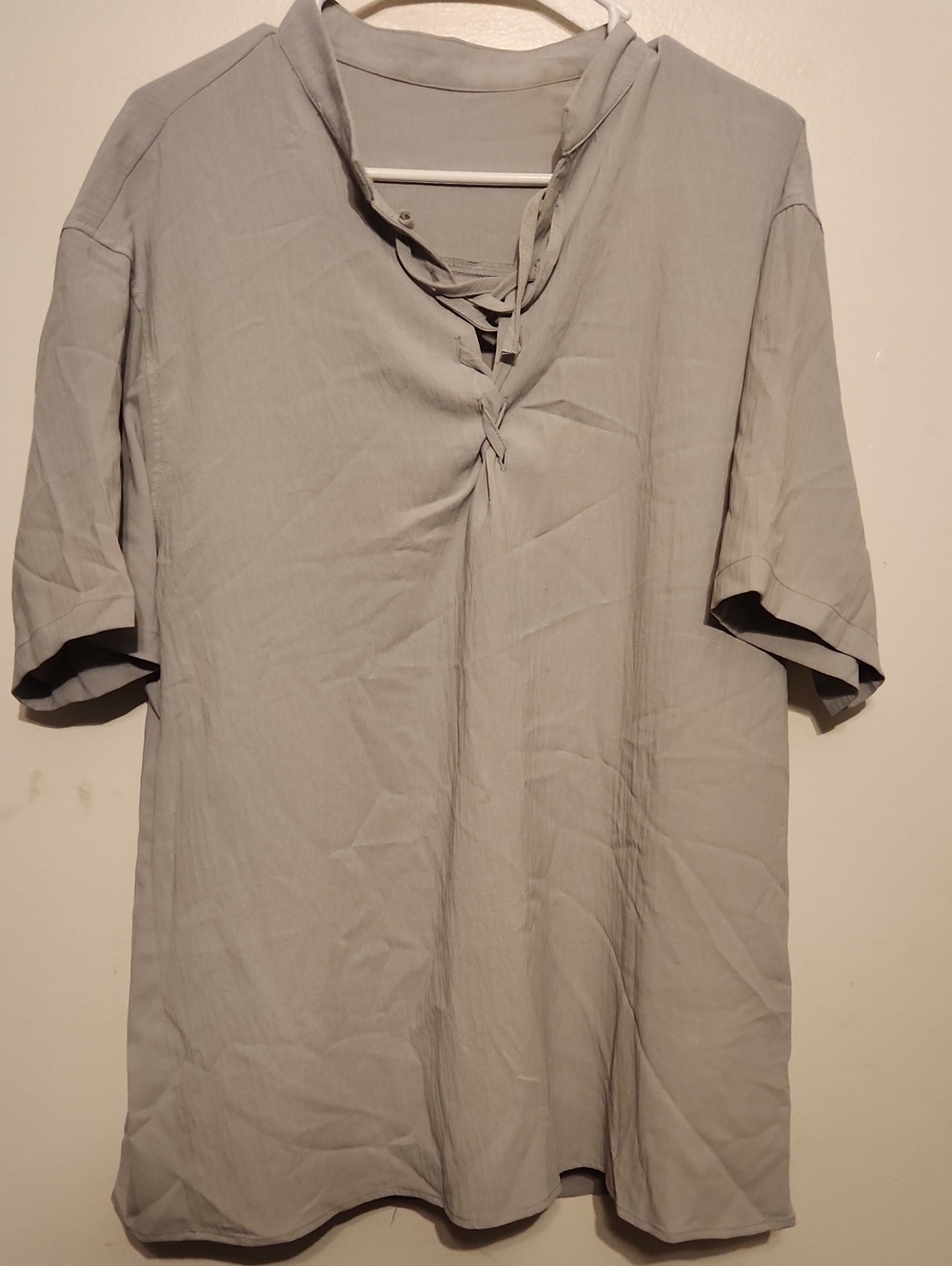 Light Gray Short Sleeve V-Neck Top with Tie Detail